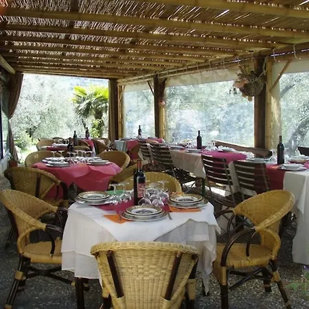 Le Vigne Sleeps 2 Pool Wifi T763762